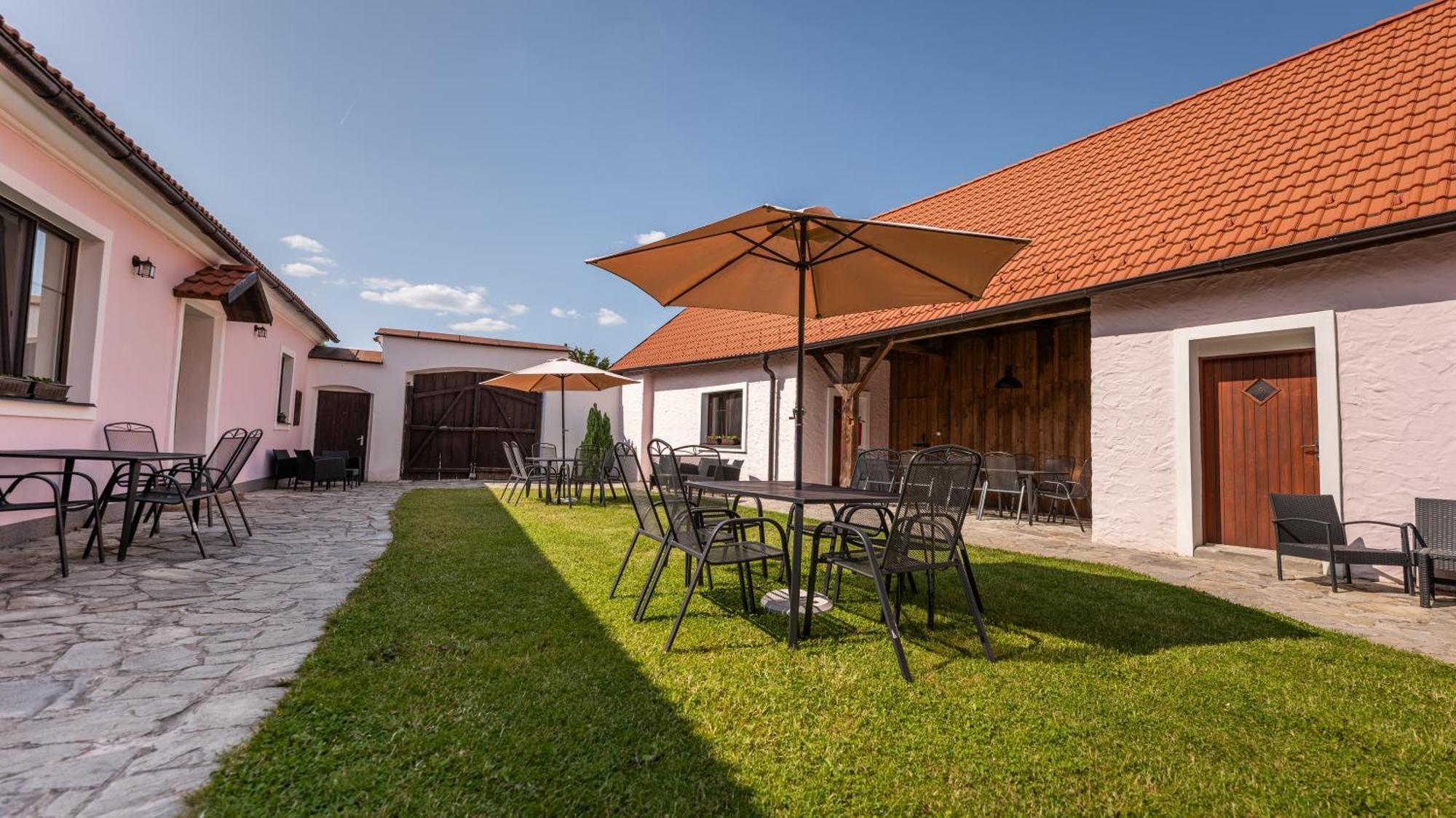 škorničkův Statek * Chlum u Trebone