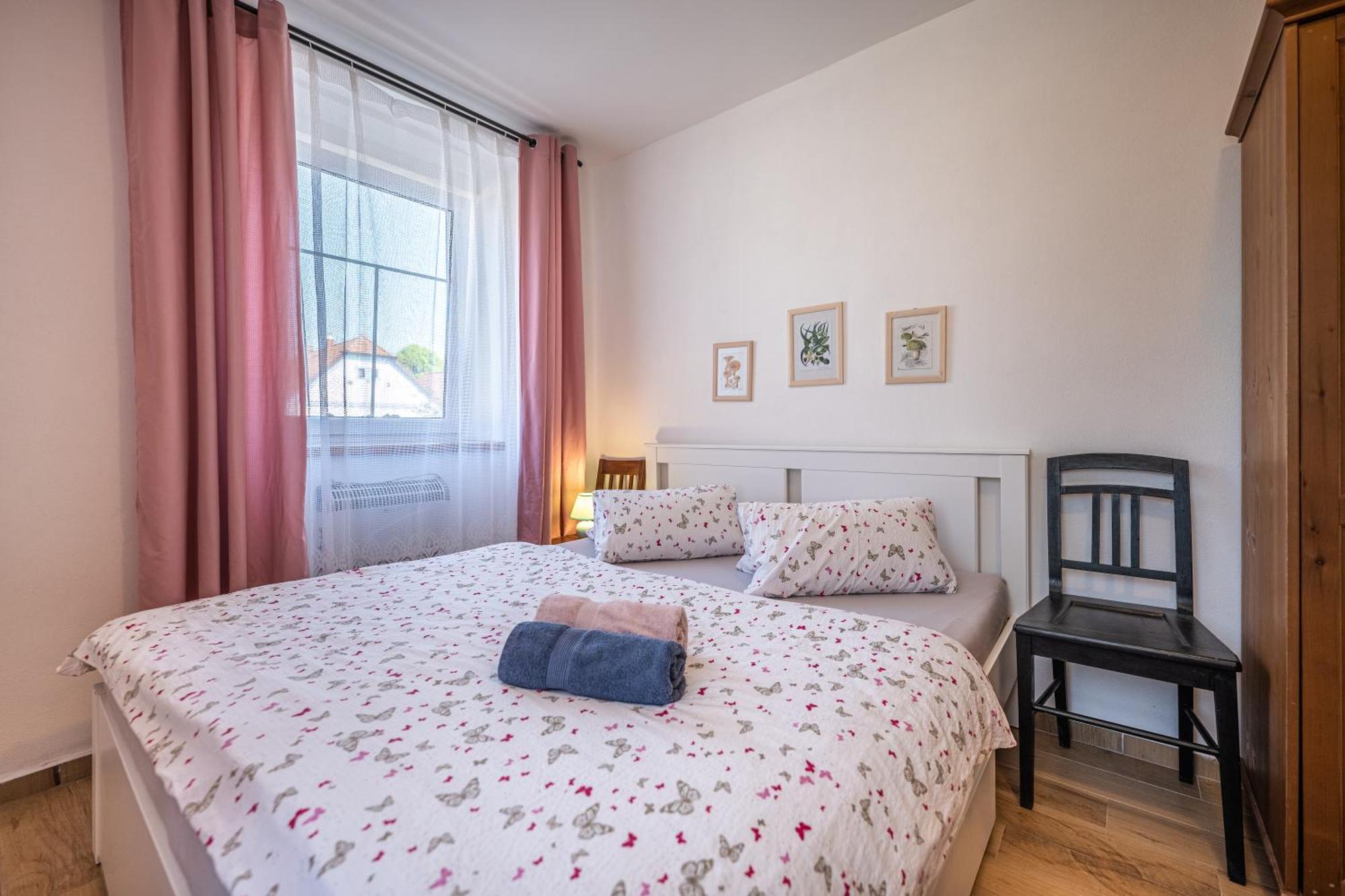 Skornickuv Statek Apartment Chlum u Trebone