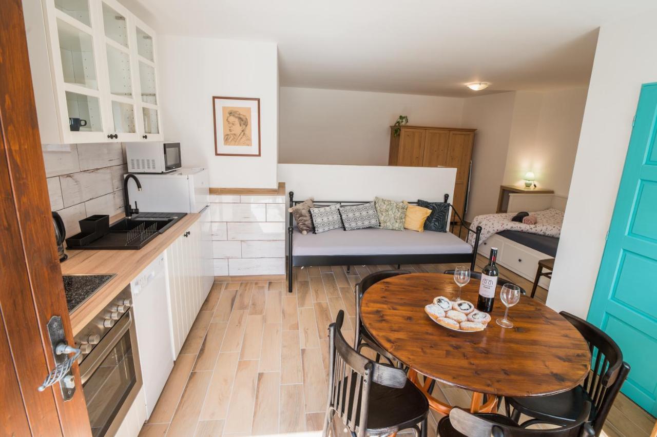 Skornickuv Statek Apartment Chlum u Trebone